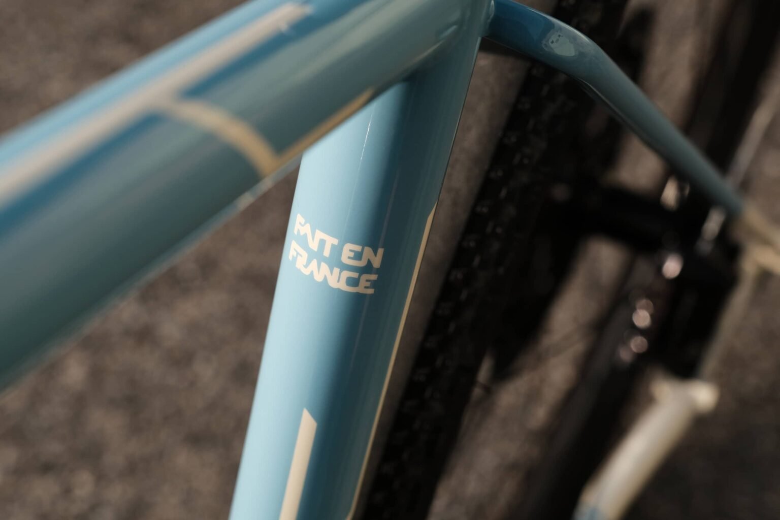 gravel-petite-serie-reynolds