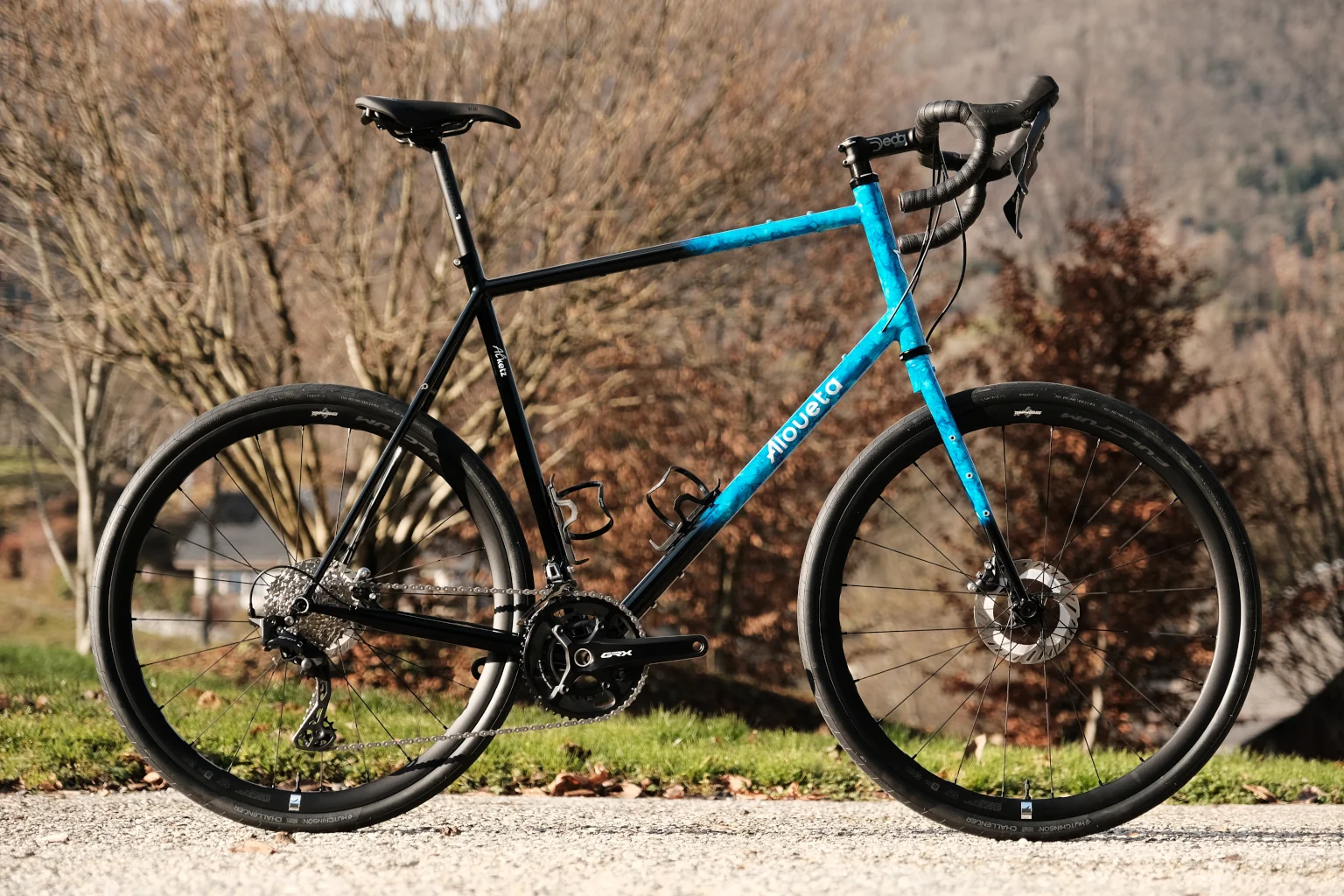 velo-allroad-aloueta-acier-geneve